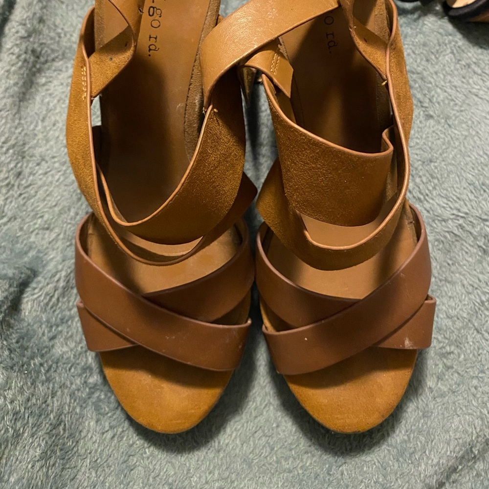Indigo Red Wedges
